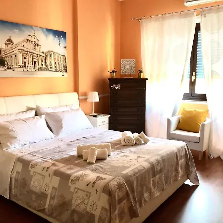 La Maison Blanche Apartment