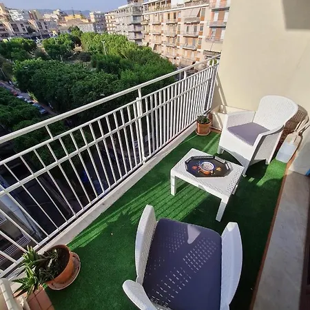 La Maison Blanche Apartment