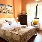 La Maison Blanche Apartment